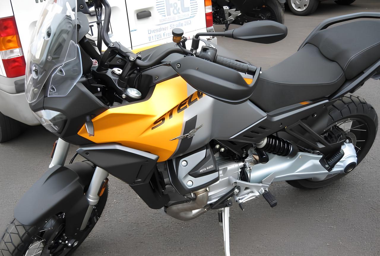 F&T Fahrzeug-Technik GmbH - Ihr Motorradhändler und Motorradwerkstatt in Freital, Dresden, Sachsen und deutschlandweit - Stelvio