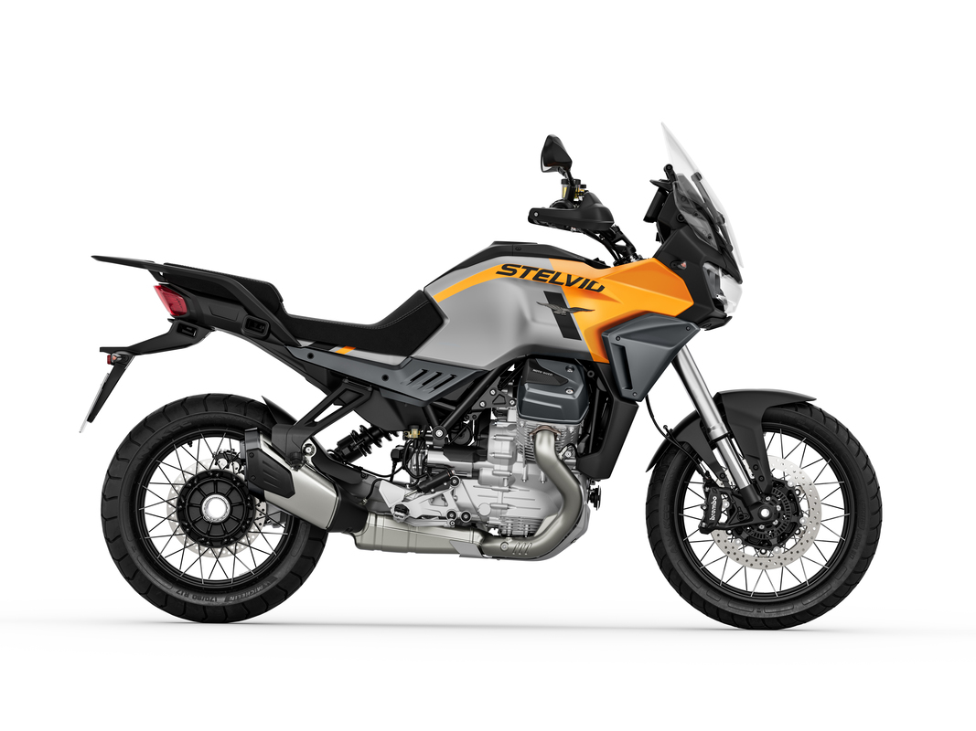 F&T Fahrzeug-Technik GmbH - Ihr Motorradhändler und Fachwerkstatt in Freital, Dresden, Sachsen und deutschlandweit - Moto Guzzi Stelvio  Ansicht Seite rechts