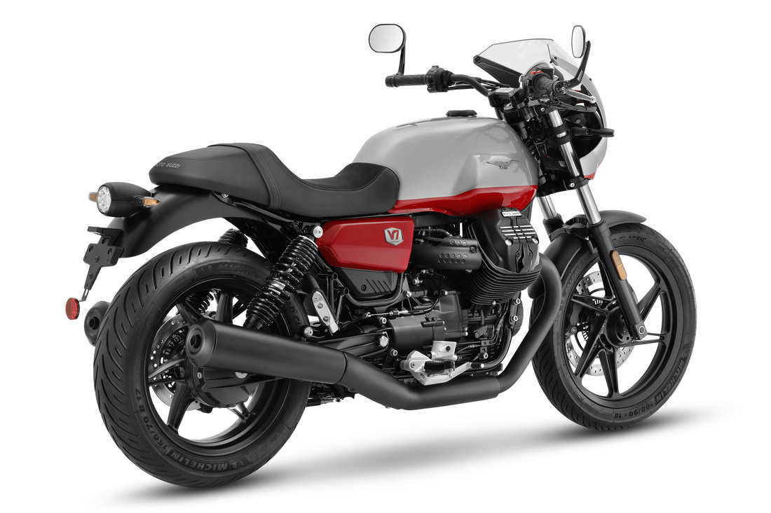 F&T Fahrzeug-Technik GmbH - Ihr Motorradhändler und Fachwerkstatt in Freital, Dresden, Sachsen und deutschlandweit - Moto Guzzi V7 Stone Corsa - Ansicht hinten rechts