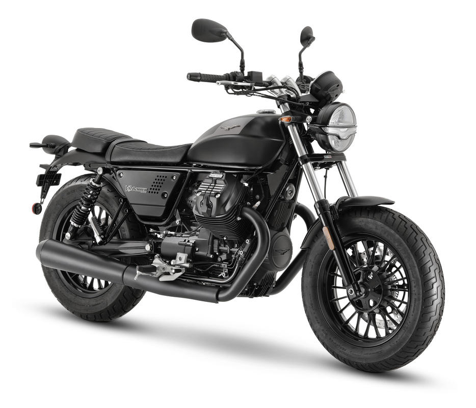 F&T Fahrzeug-Technik GmbH - Ihr Motorradhändler und Fachwerkstatt in Freital, Dresden, Sachsen und deutschlandweit - Moto Guzzi V9 - Ansicht vorn rechts