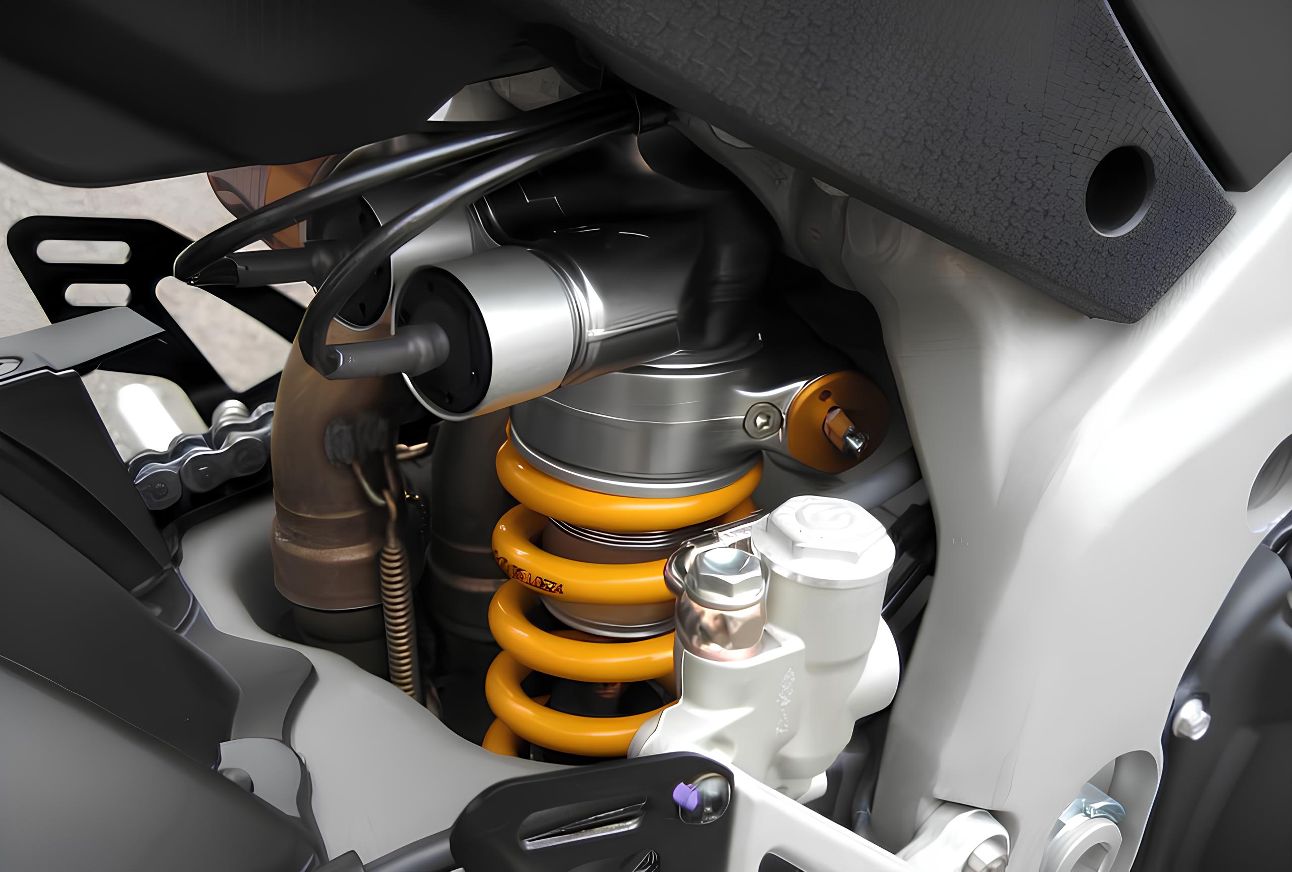 Schadensregulierung für Moto Guzzi, Aprilia, CFMOTO und andere Marken: Inklusive Gutachterservice